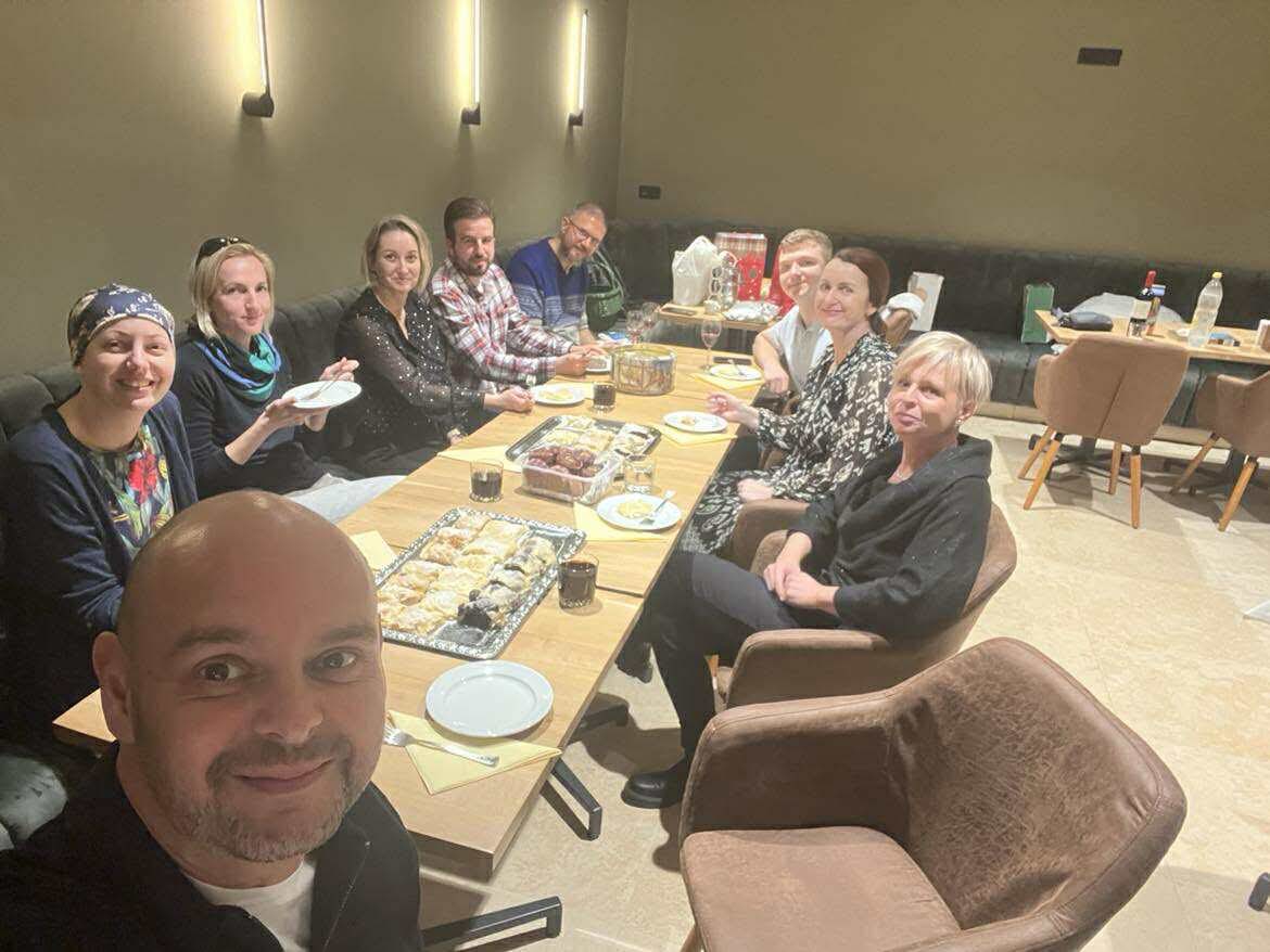 az-ev-utolso-pti-projektje-csapatmunkaban-keszult-az-evzaro-retes